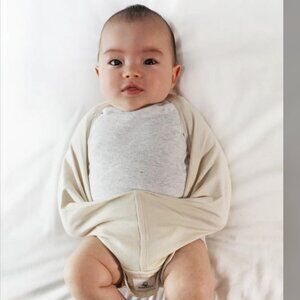 NWT Baby Sleep Sac CozeeCoo - Keeps Hands Down (6-9 months)